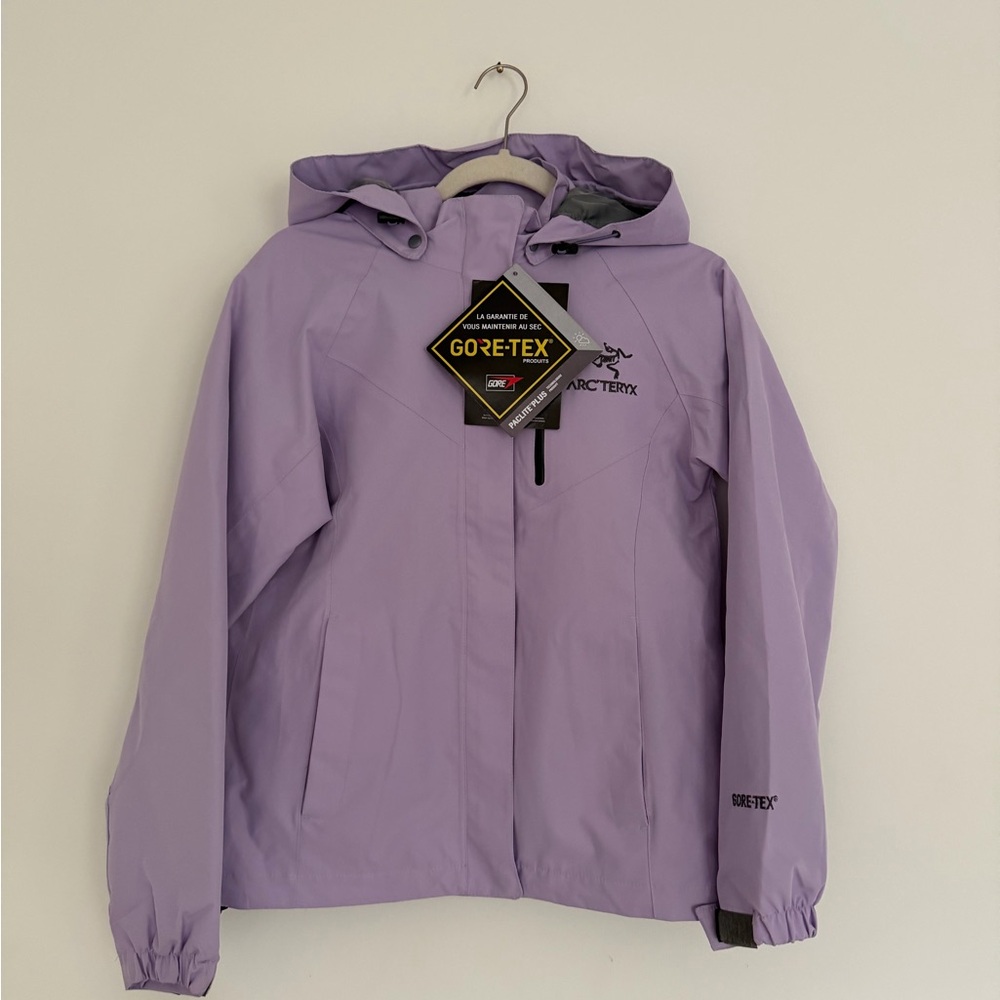ARC’TERYX WOMENS LILAC WATERPROOF JACKET